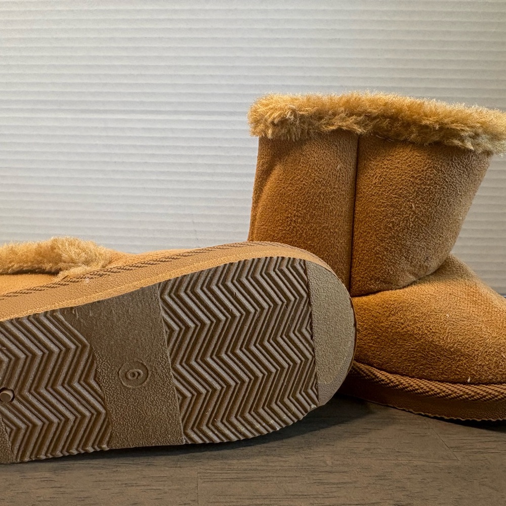 Cozy Tan Toddler  Boots